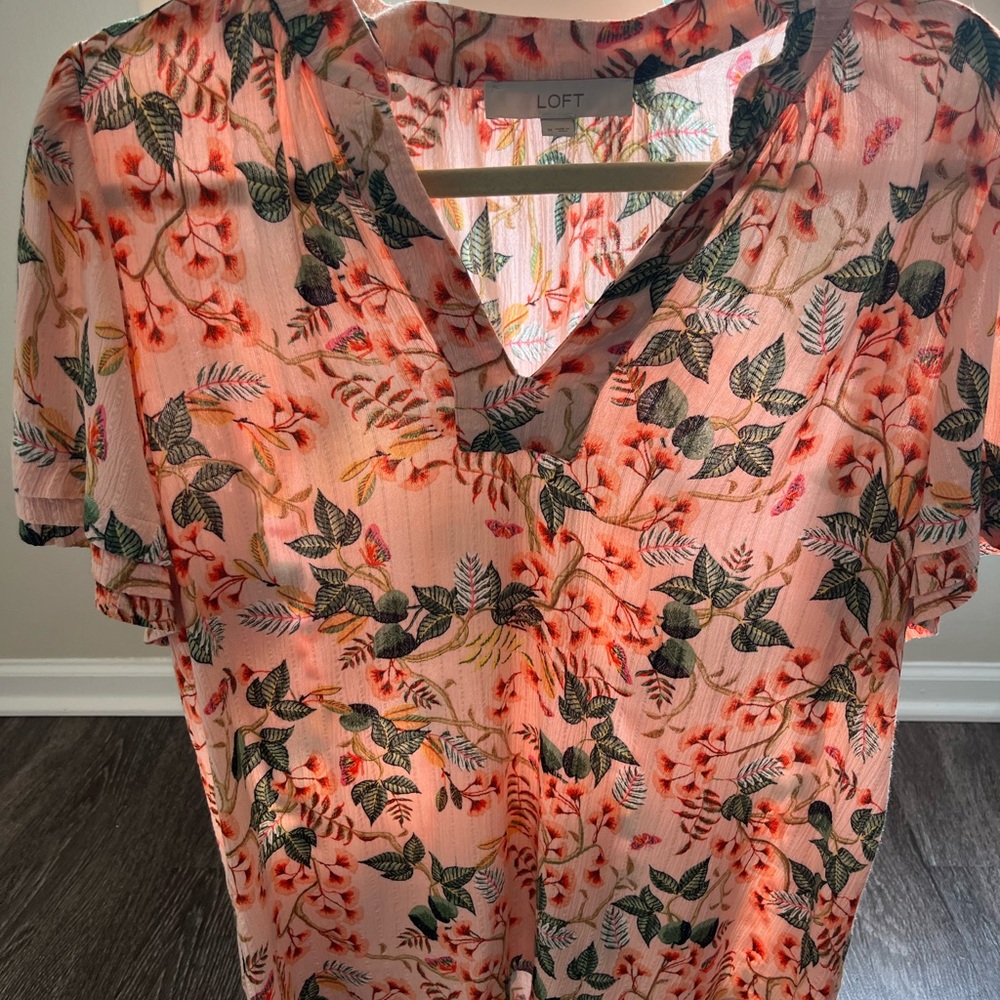 LOFT Floral Linen Blouse in Pink and Green. Sz M